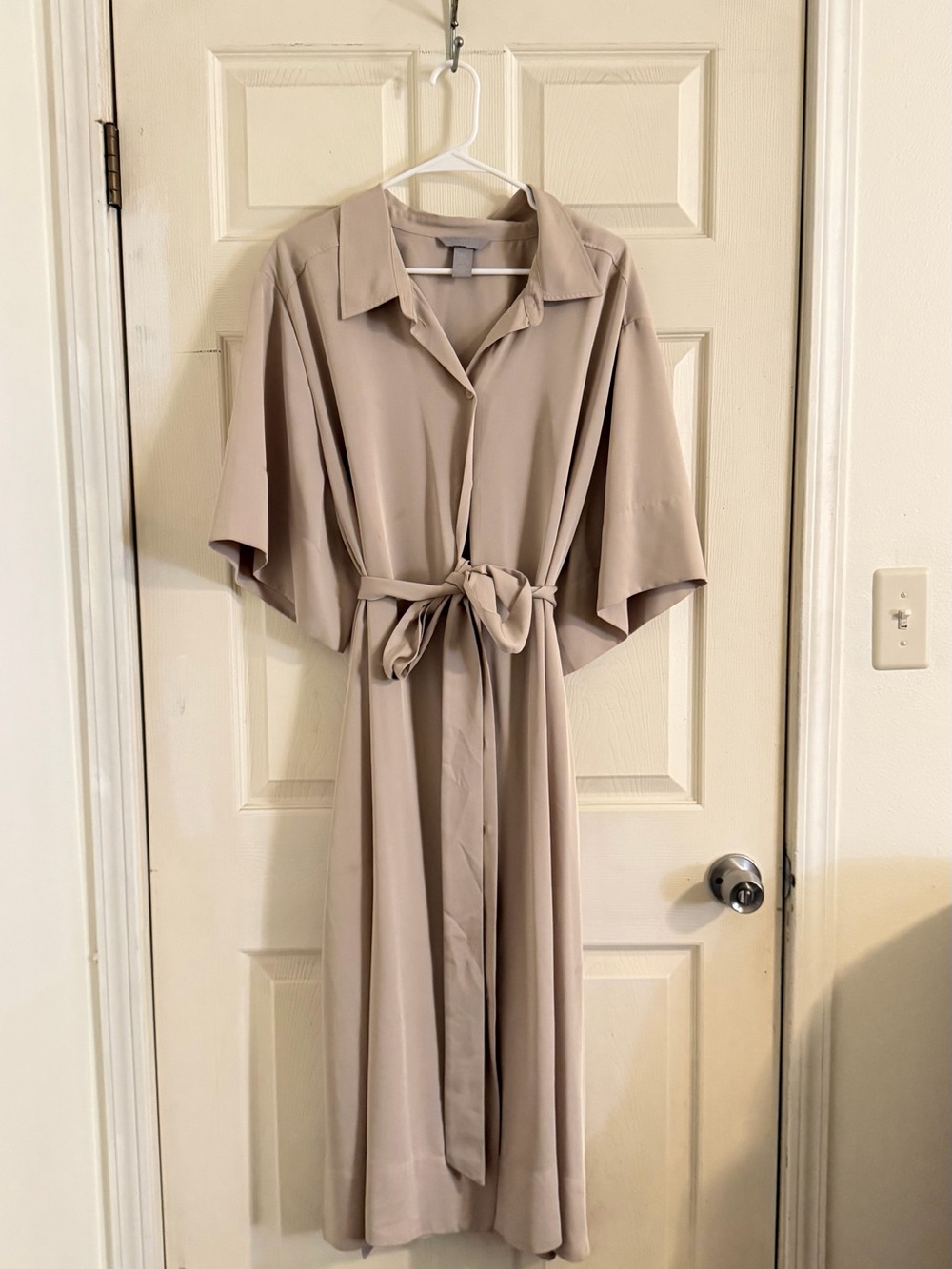 H&M Beige Tie-Waist Midi Shirt Dress